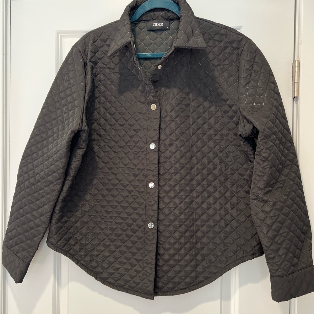 Cider Women's Quilted Utility Jacket - Dark Gray
